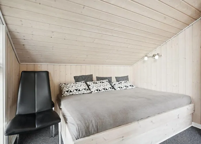 Vakantiehuis Athalia - 2-4km From The Sea By Interhome