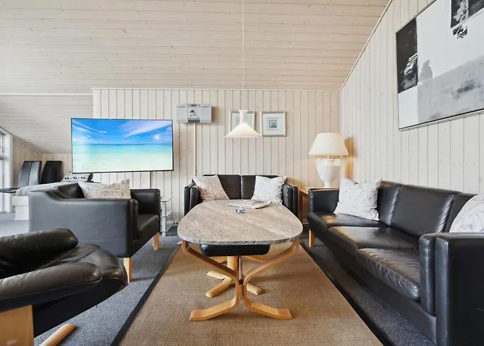 Athalia - 2-4km From The Sea By Interhome *