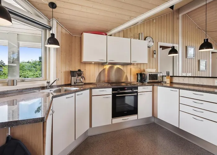 Athalia - 2-4km From The Sea By Interhome *